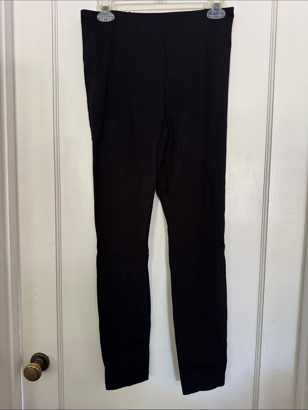 Liverpool Black High-Rise Performance Leggings